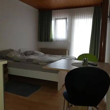 דירה Monteurdoppelzimmer Mit Kueche, Bad *