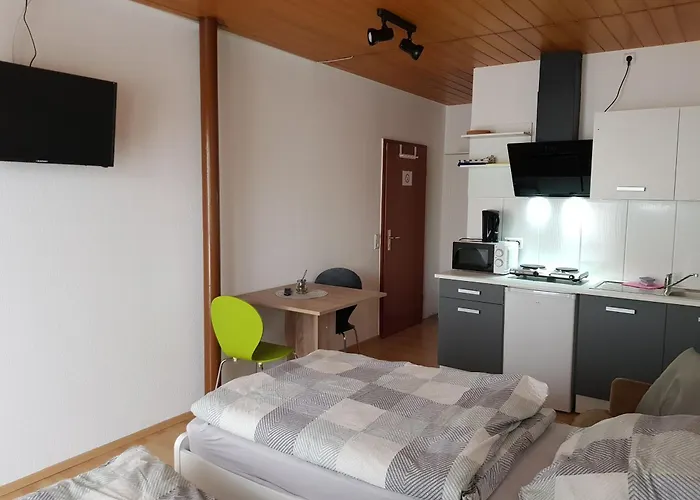 Monteurdoppelzimmer Mit Kueche, Bad *